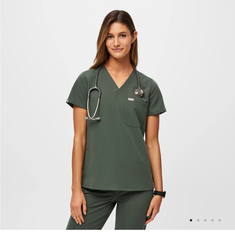 Figs women’s Moss green scrub set